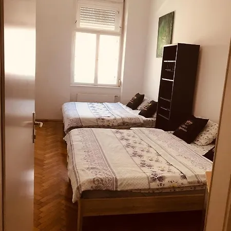 Old Citycenter شقة